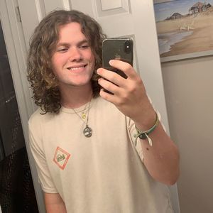 Meet your Posher, Ethan